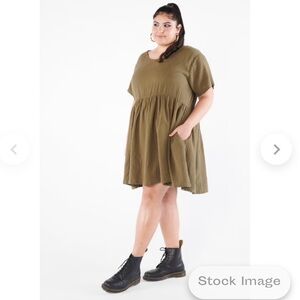 2X Tuesday of California Muffy Dress in Dried Oregano Excellent Condition
